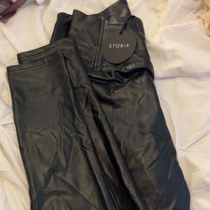 Storia pleather pants size L